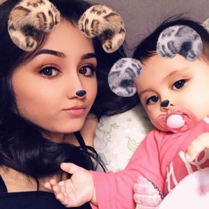 Meet your Posher, Isabel